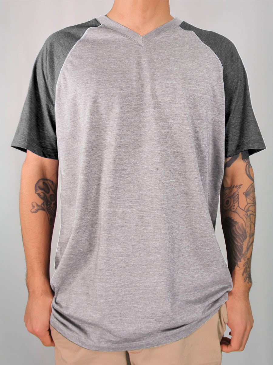 W1742-0001 RAGLAN V-NECK TEE