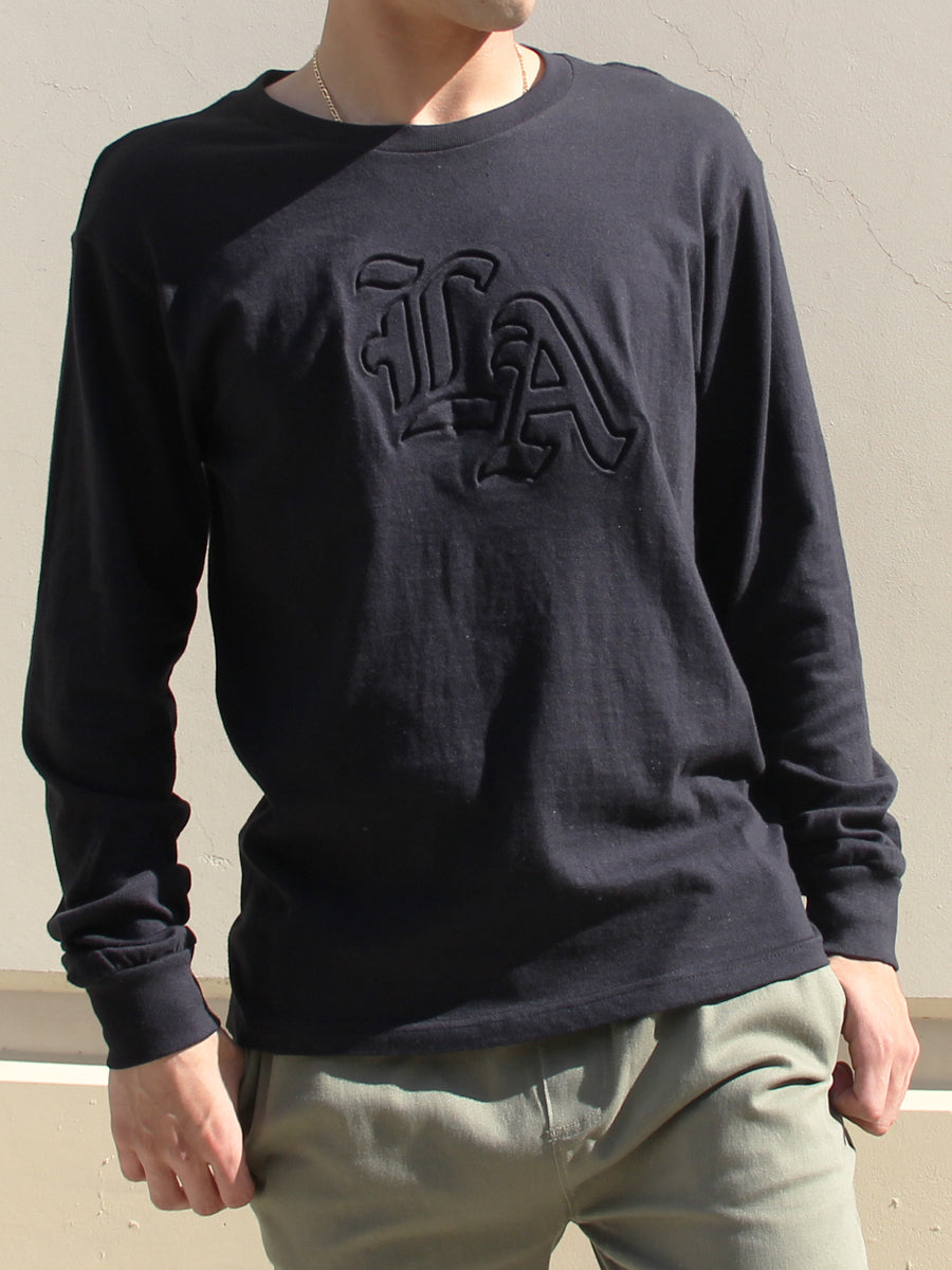 W2512-0912EMB L/S INVERSED EMBOSSING  TEE LA CREW