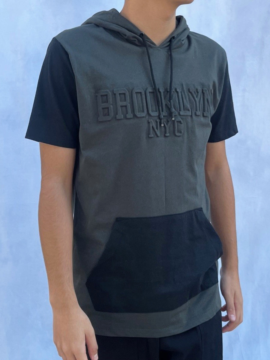 W2431-0930EMB BROOKLYN NYC EMBOSSED SHORT SLEEVE HOOD