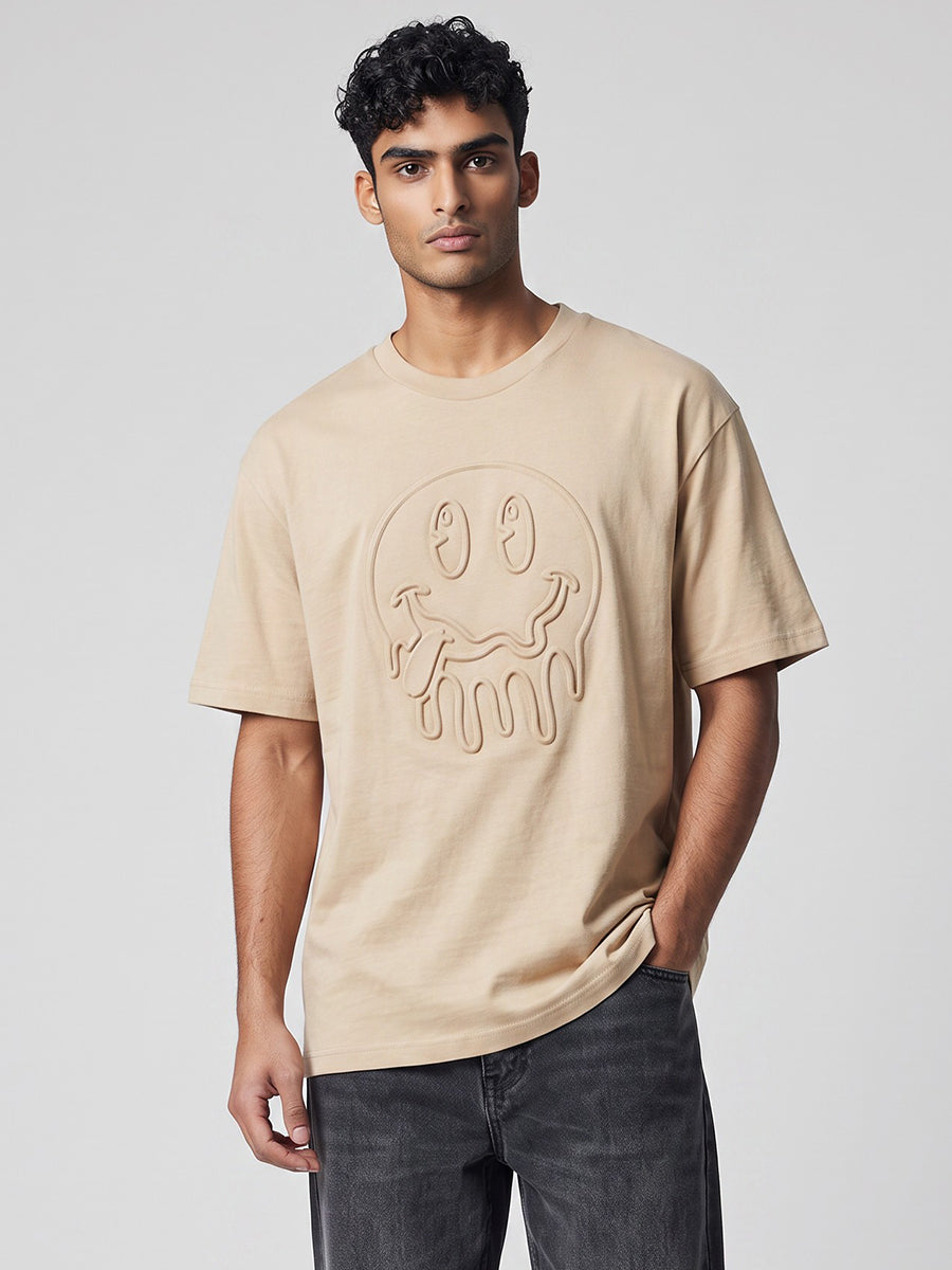 W2511-0931EMB HAPPY MELT EMBOSSED TEE