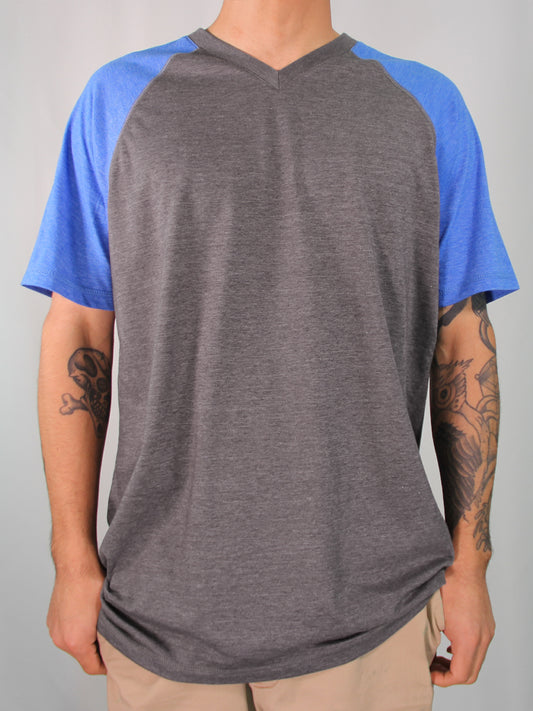 W1742-0001 RAGLAN V-NECK TEE
