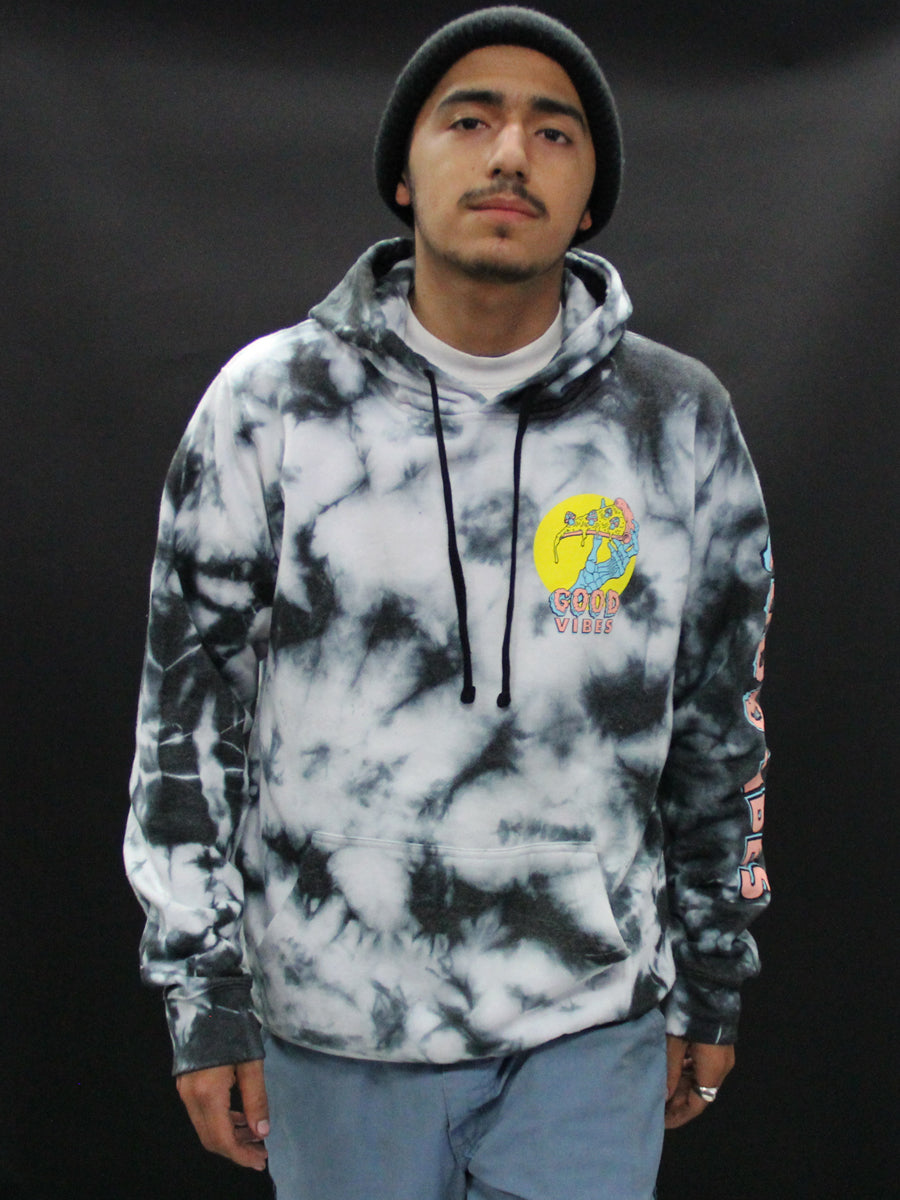 W2447-0574CW PIZZA VIBES CRYSTAL WASH PULLOVER HOODIE